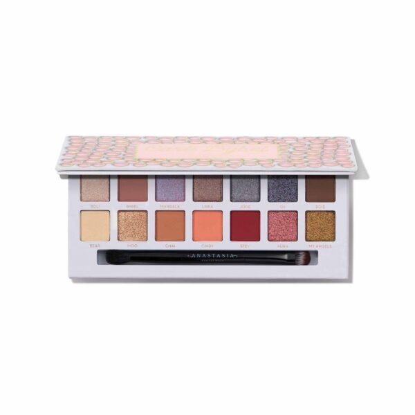 Carli Bybel Eyeshadow Palette - Image 3